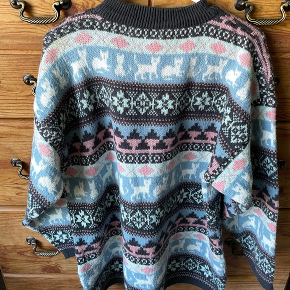 Knit sweater - Picture 2 of 3